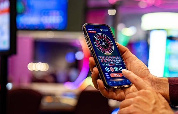 Roulette wheel in motion during a live spin